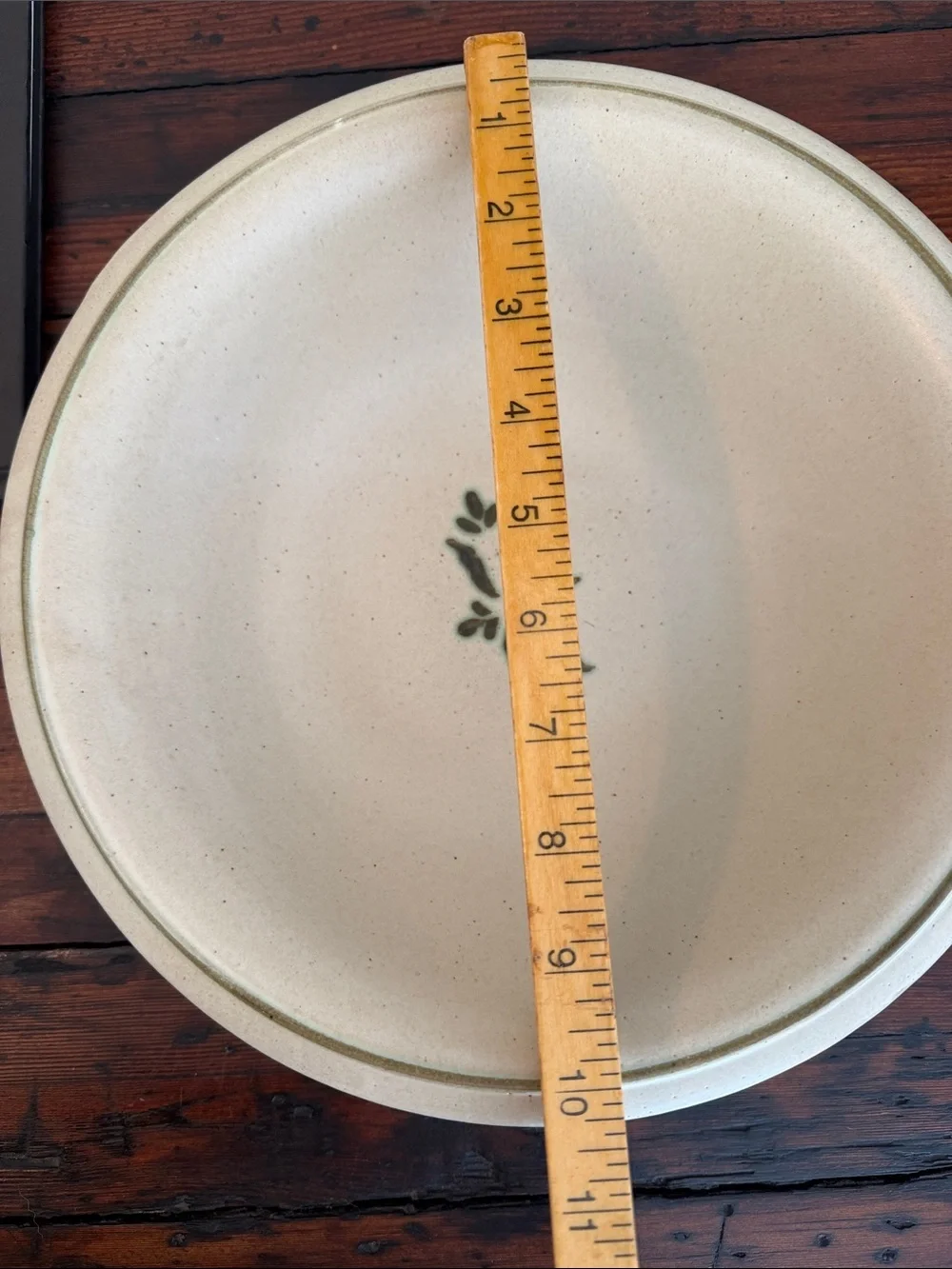 Haeger vintage cream